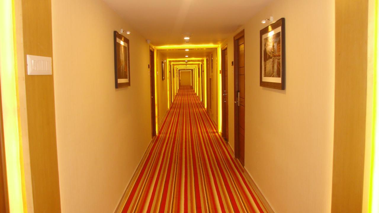 קוימבטור Hotel Mahi'S Gateway מראה חיצוני תמונה